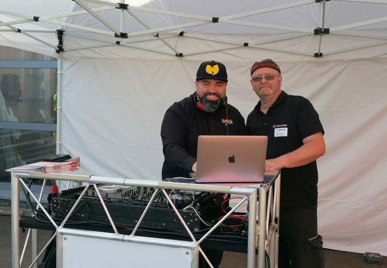 dj